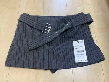 [ 미사용 새상품 ] ZARA 스트라이프 패턴 벨트 미니 스커트