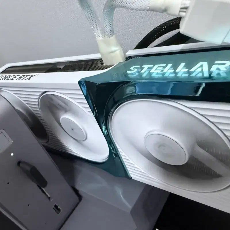 GEFORCE RTX STELLAR 5070ti 16gb 판매