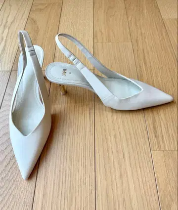 ZARA 스틸레토 슬링백 펌프스 화이트 36