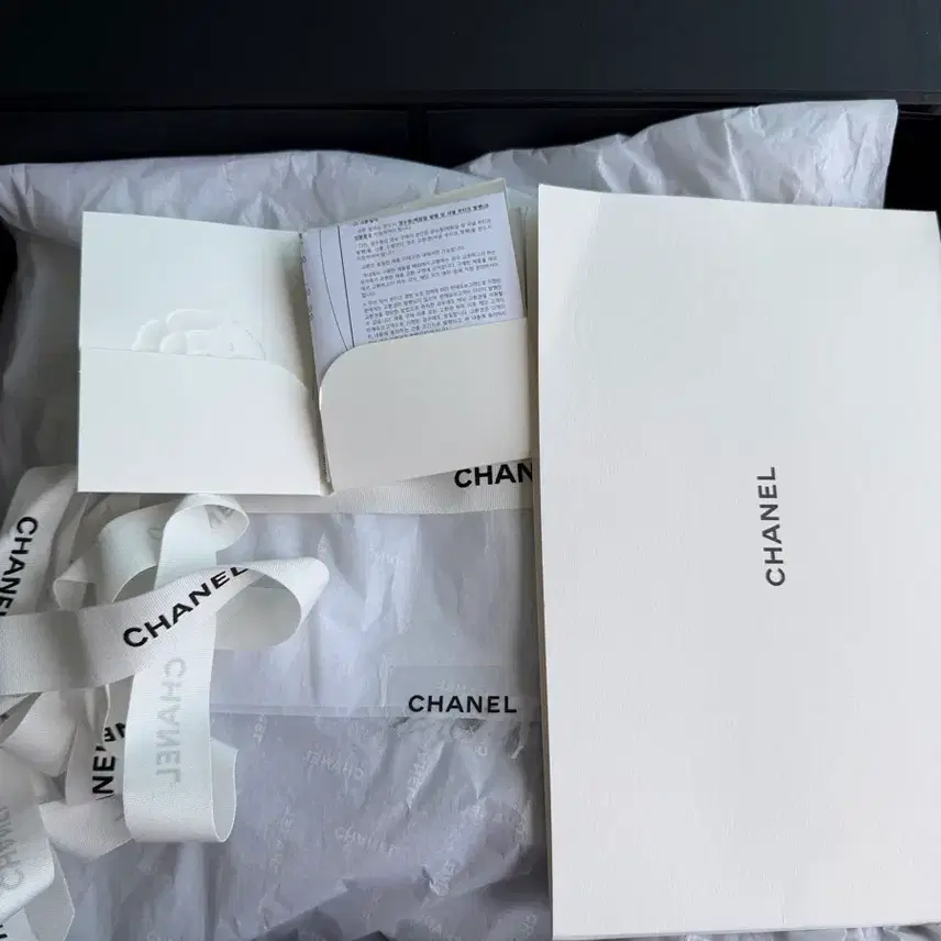 샤넬 [새상품급]CHANEL 22 M 미디엄 블랙 숄더백 풀패키지 사진 4