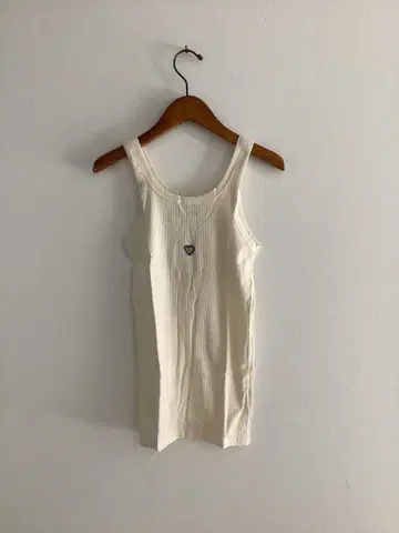 Baserange HEART TANK 택 포함 미사용 새상품 사이즈 S