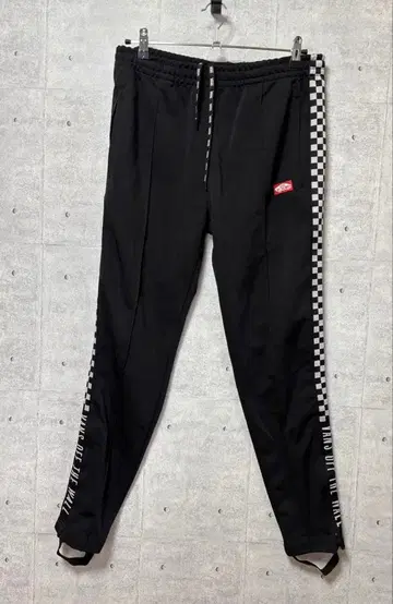 VANS 뎁트 별주 체커 트랙 팬츠 블랙 M