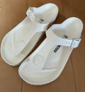 BIRKENSTOCK 샌들 화이트 38 24.5cm