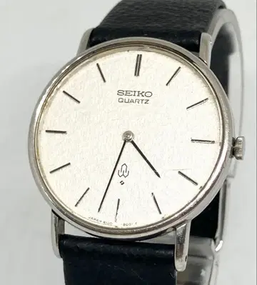 세이코 샤리오 SEIKO 4130-8000 손목시계