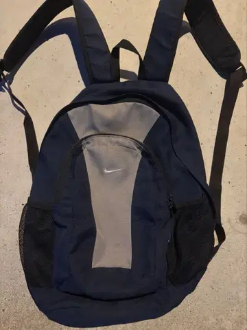 00sNIKE 백팩 city