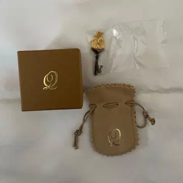 Q-pot 콜라보 이치노세 토키야 모델 초코 열쇠 참