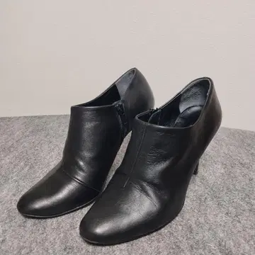 MODE ET JACOMO 메다 스틸레토 숏부츠 23cm