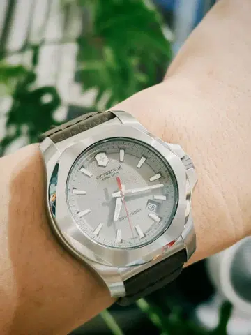 Victorinox Swiss Army 손목시계 본체