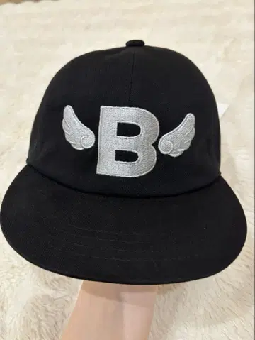 BAUF 엔젤 윙 캡 [블랙]