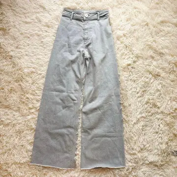 [ ZARA ] 자라 THE MARINE STRAIGHT 데님 EUR32