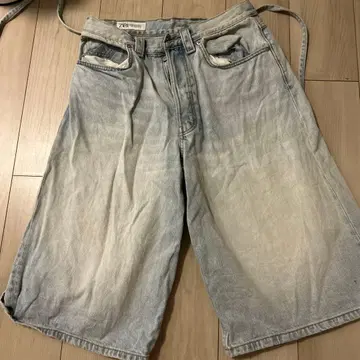 아오바 착용 유사 ZARA 데님 하프 팬츠 라이트 블루 EUR38