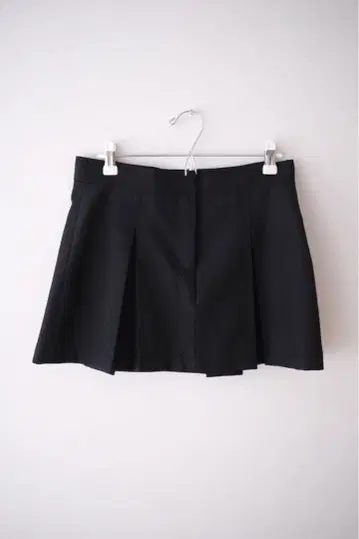 COS 플리츠 미니 스커트 블랙 34