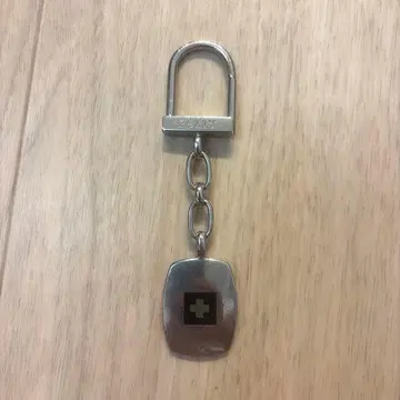 발리 키링 참 크로스