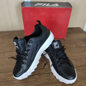 [ 새상품급 ] 휠라 FILA 스니커즈 디스럽터 코트 통굽 스니커즈