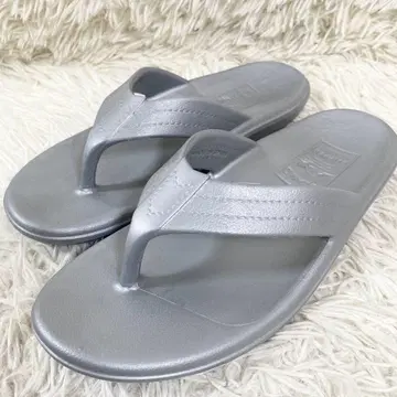 새상품급 ISLAND SLIPPER SILVER EVAPT202 샌들