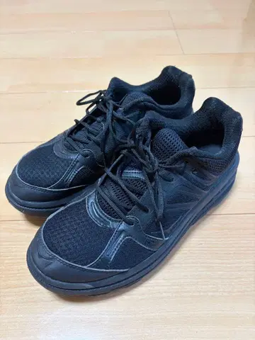 HOKA ONE ONE x Engineered Garments