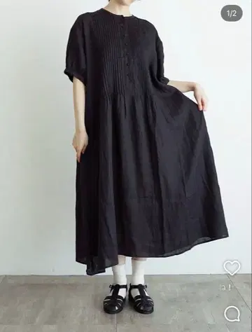 늑대와 올빼미 린넨 원피스 올빼미와 화이트 수국과 흐린 날씨