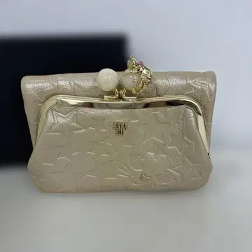 새상품급 ANNA SUI 지갑 고양이 플레이잉 캣