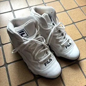 FILA 하이컷 통굽 스니커즈 화이트 27cm