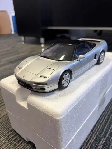 레어! 오토아트 1/18 혼다 NSX (NA1) 세브링 실버