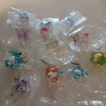 산리오 케로케로 파티 메지루시 액세서리 크리스탈 컴플리트