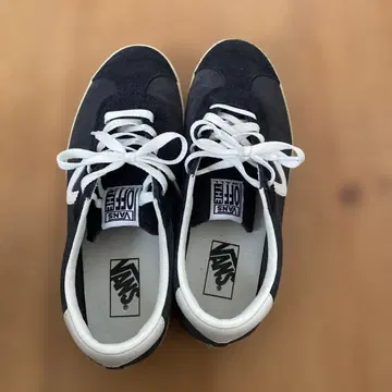 새상품급 VANS 스니커즈 블랙 스웨이드 로우컷