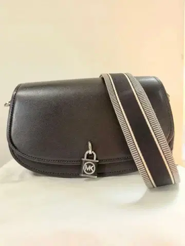 Michael Kors 숄더백 블랙