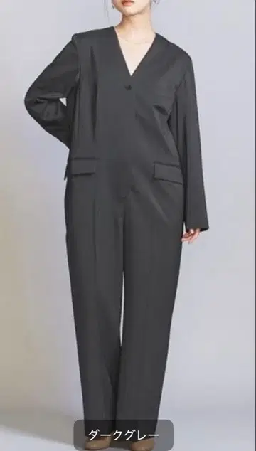 뷰티 앤 유스 점프수트