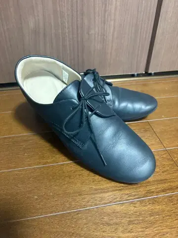 무인양품 피로를 덜어주는 가죽 신발 블랙