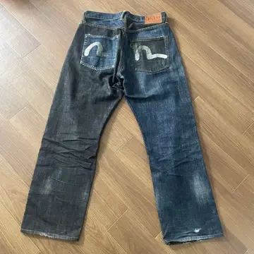 레어 EVISU 에비수 청바지 32 x 32 화이트 갈매기 클레이지 패턴