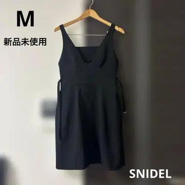 블랙 슬리브리스 원피스 스나이델