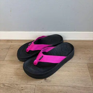 MALIBU 비치 샌들 통굽 블랙 핑크