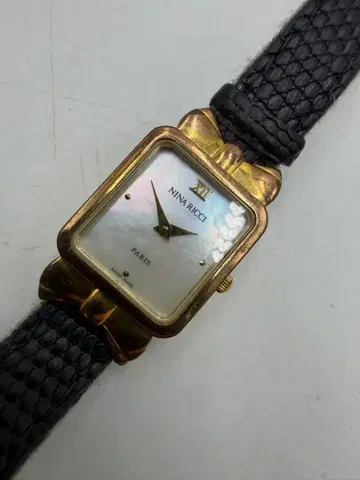 NINA RICCI 니나리치 S950 쿼츠 아날로그 스퀘어