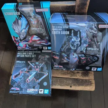 미개봉 새상품 S.H.Figuarts 울트라맨 블레이저 아스 가론 세트