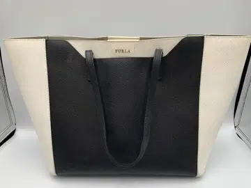 FURLA 훌라 가죽 토트백 블랙 x 화이트 A4 가능