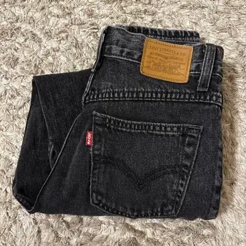 [ Levi's Premium ] Mom Jean 블랙 데님 25인치