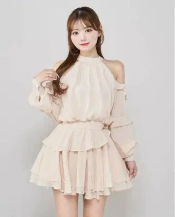 Darich 다리치 볼륨 쉬폰 미니 원피스 베이지