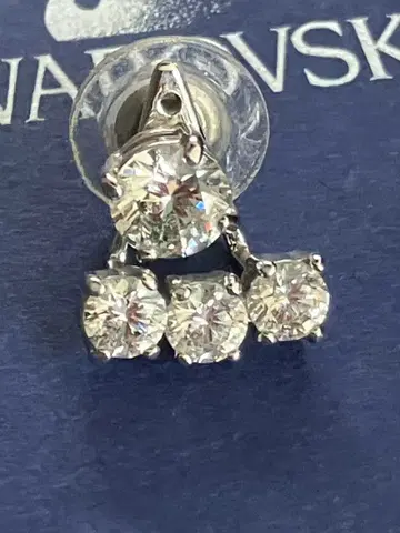 SWAROVSKI 스와로브스키 귀걸이 4연 클리어 스와로