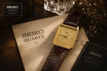 SEIKO 9021-5210 골드 컬러 중앙 무늬 다이얼 탱크 1986년