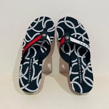TOMMY HILFIGER 통굽 비치 샌들 로프 패턴