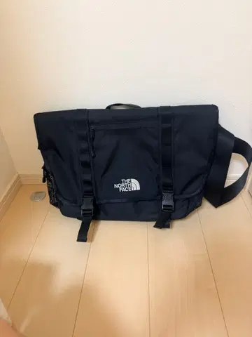 THE NORTH FACE 메신저 백 블랙