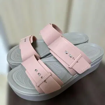 Crocs 통굽 샌들 핑크