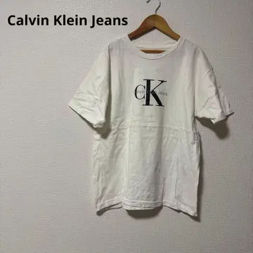 Calvin Klein Jeans 로고 티셔츠 화이트 35