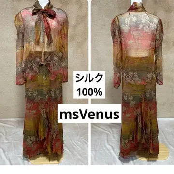 새상품급 msVenus 실크 블라우스 & 스커트 셋업 9