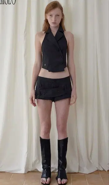 BOHEMSEO 보헤미안서울 BELT DETAIL SHORTS
