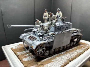 1/35 독일 4호 전차 H형 탱크 크루 세트