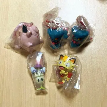 포켓몬스터 축광 피규어 참 나옹(냐스) 푸푸(삐삐) 무우마 네마슈