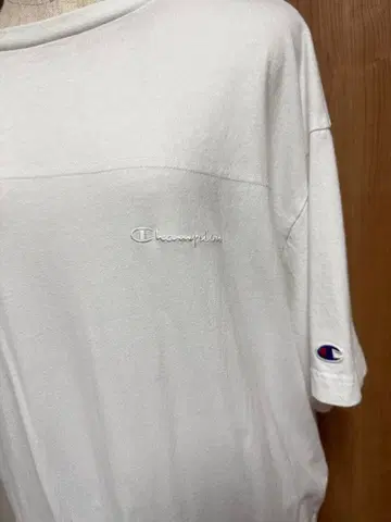 챔피온 반팔 롱 기장 티셔츠 화이트