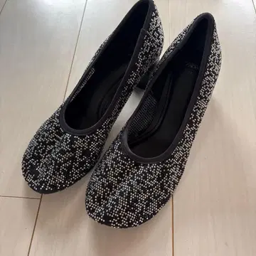 ZARA 큐빅 펌프스 블랙 38