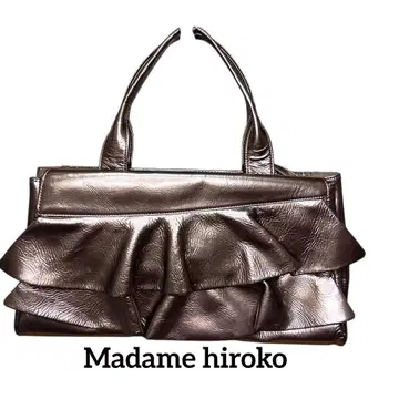 [ 컨디션 최상 ] Madame hiroko 가죽 백 샴페인 골드